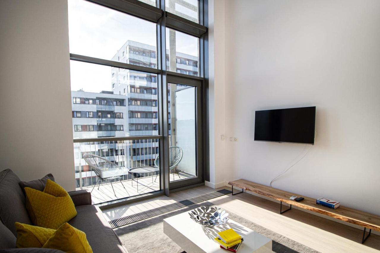 Qbik Loft Modern Apartment Varsovia Exterior foto